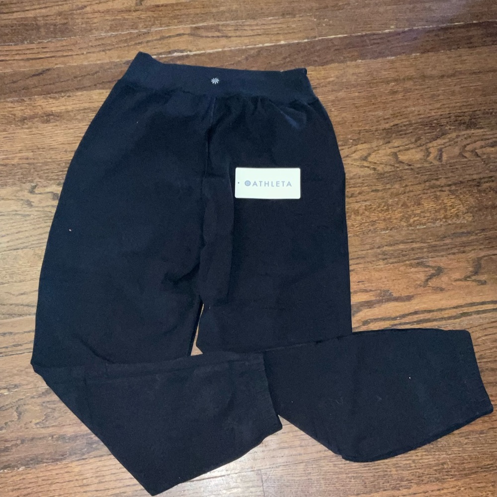 Athleta sz M High Rise Black Joggers. Brand New never worn